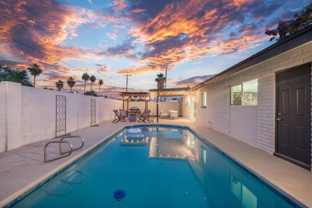 피닉스 Cozy-Perfect Location-Private Pool-Heat Optional- Spring Training-Gcu 빌라 외부 사진