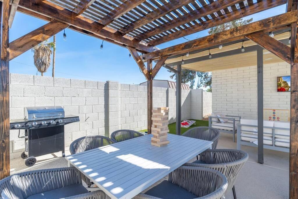 피닉스 Cozy-Perfect Location-Private Pool-Heat Optional- Spring Training-Gcu 빌라 외부 사진