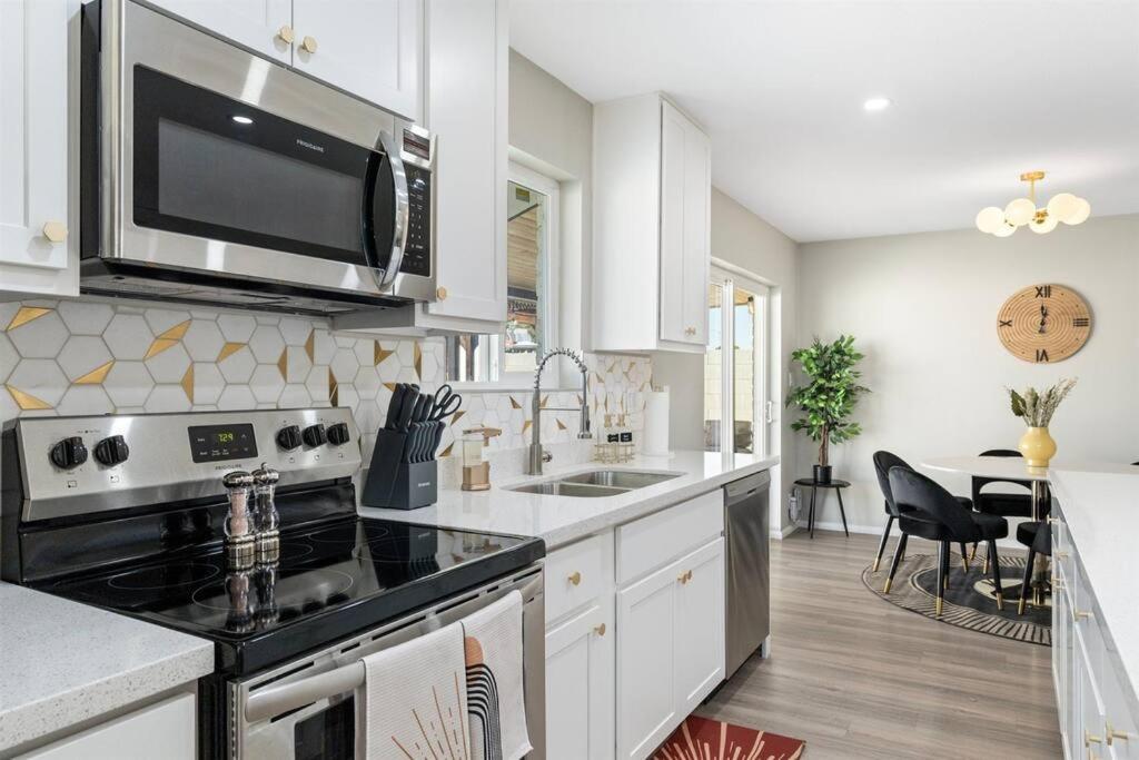 피닉스 Cozy-Perfect Location-Private Pool-Heat Optional- Spring Training-Gcu 빌라 외부 사진