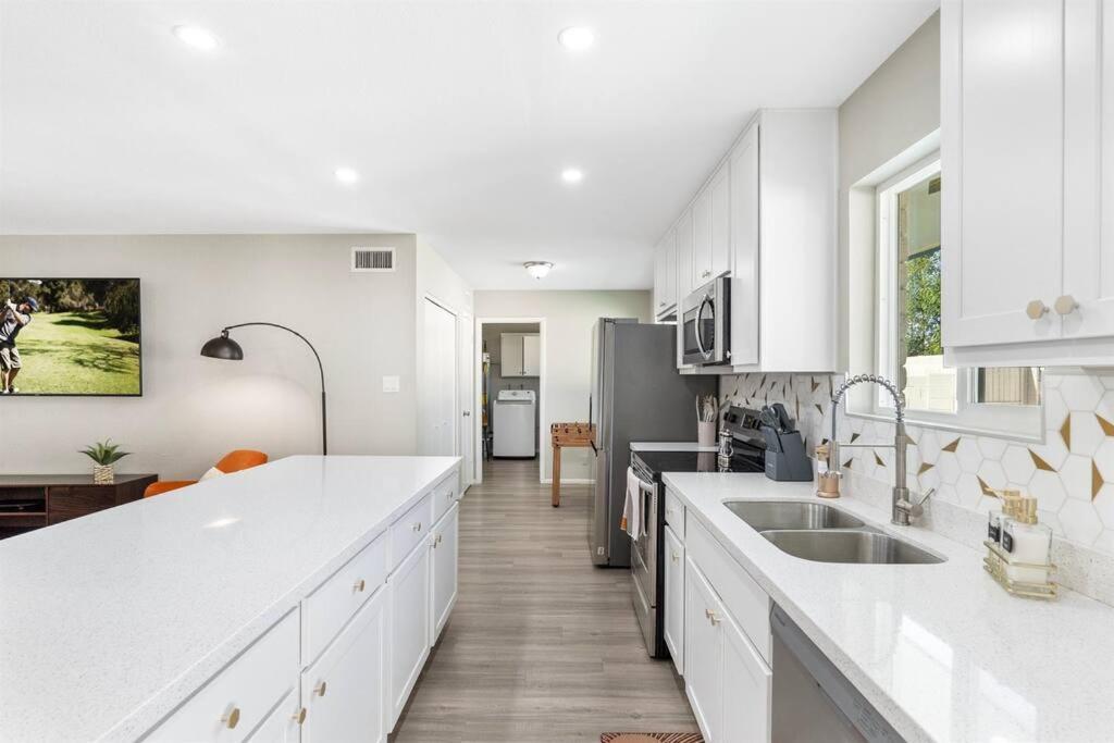 피닉스 Cozy-Perfect Location-Private Pool-Heat Optional- Spring Training-Gcu 빌라 외부 사진